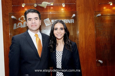 Guillermo  Vázquez y Dania Barraza.