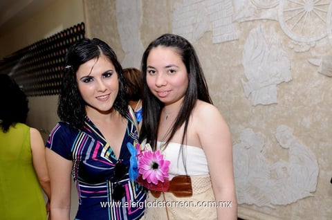 Elvia Elena  Aguilar y Yenisei Galán.