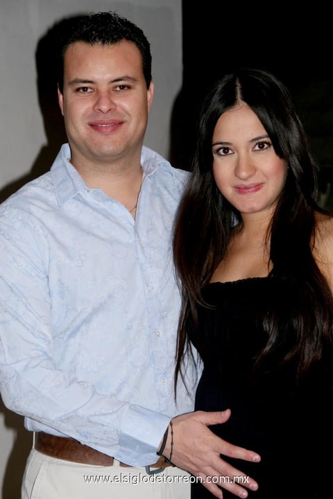 Guillermo  Serrano y Daniela Magaña.
