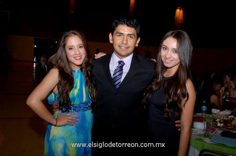 Toñe , Jorge y Montse.