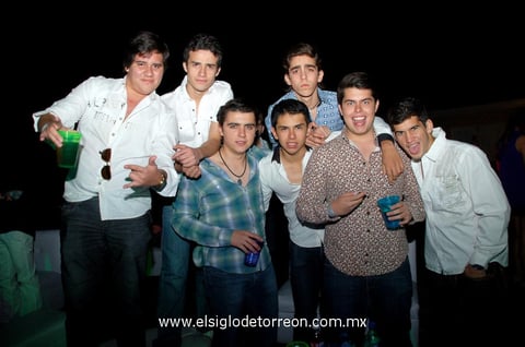 Manolo, Gerardo, Gerardo, Ramón, Ricardo, Andrés y Jorge.
