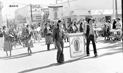 Marí­a Guadalupe Fuentes Galindo y Enrique Terrazas Olague, el dí­a de su enlace matrimonial celebrado el 16 de abril de 1983, en la parroquia del Perpetuo Socorro.