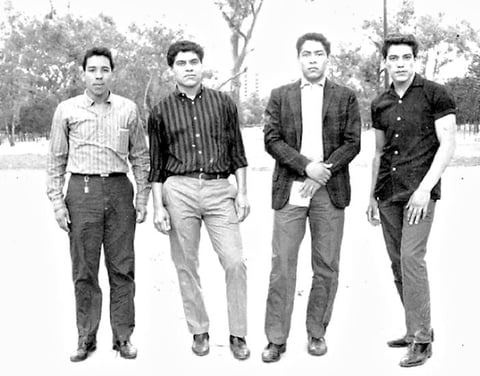 Javier Reyes Barbosa, Roberto Espinoza Z., Falo Reyes Barbosa y persona no identificada, en una fotografÃ­a de hace varios aÃ±os.
