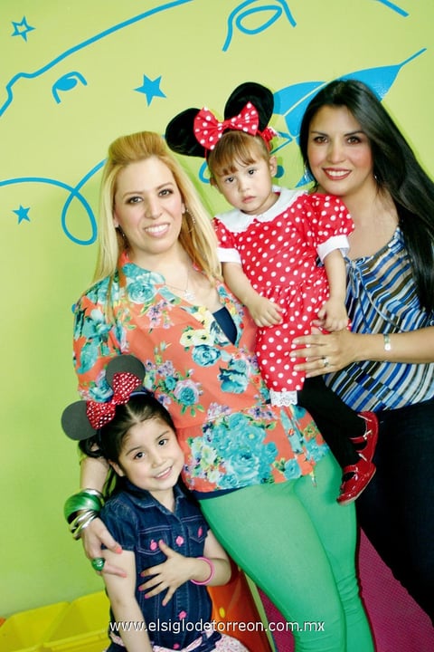 28042013 EVENTO INFANTIL.  Lía, Lucy, Ivanna y Crísty.