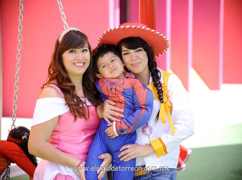 30042013 MELISSA , Leonardo y Dayra.