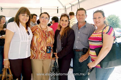Blanca, Claudia, Laura, Luis y Marcela.