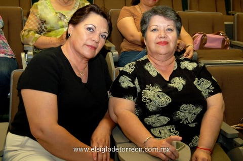 Griselda  Meza y Cecilia Ruelas.