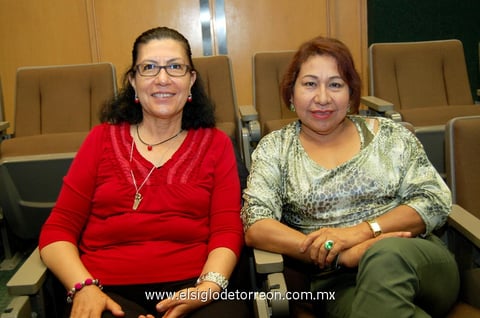 Tere Rodríguez, Elvira de Ugarte y Aurora Ugarte.