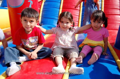 José,  Mariángel e Isabella.