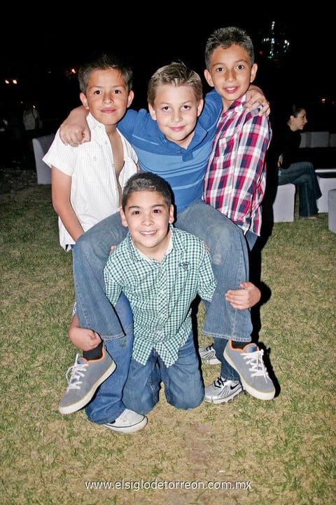 Jorge, Walter, Chuy y Gael.