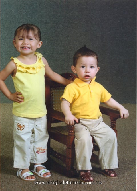 Leah y Santiago.
