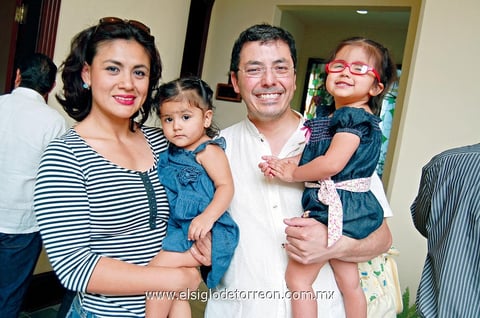 Eva María  y Lucila.