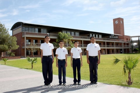 Miguel  Vargas López, Carlos López Romero, Raúl Muñoz Polendo y Francisco Castrellón Carrillo representarán a Coahuila en la Olimpiada del Conocimiento Infantil 2013.