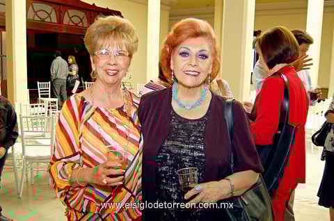 Aurorita y María Elisa.