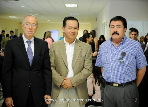 Armando,  Bernardo y Hugo.