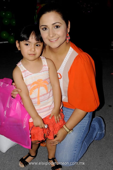 Sofía y Karla.