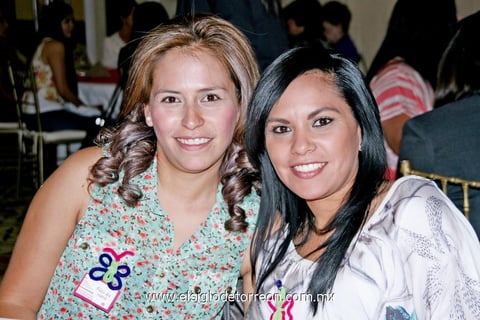 Soretti Zúñiga y Noelia Chacón.