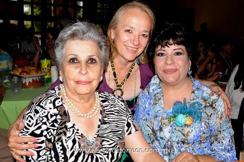 Laura,  Nancy y Martha.