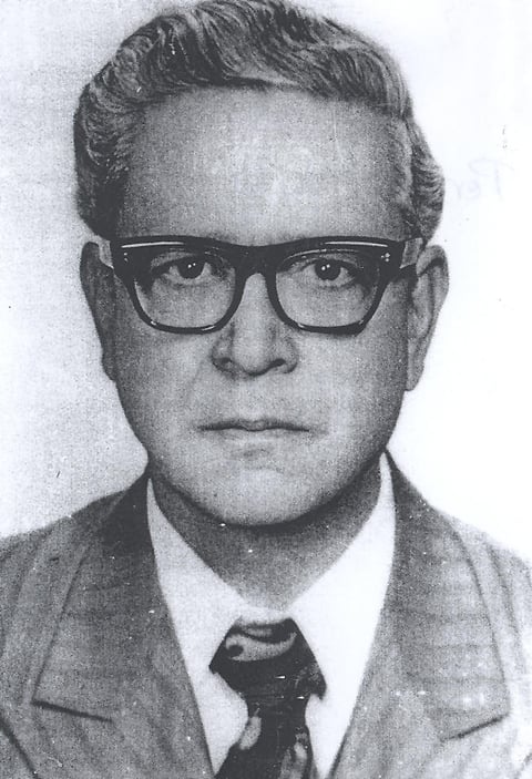 LIC. Salvador  Vizcaí­no Hernández, escritor, poeta y funcionario público.