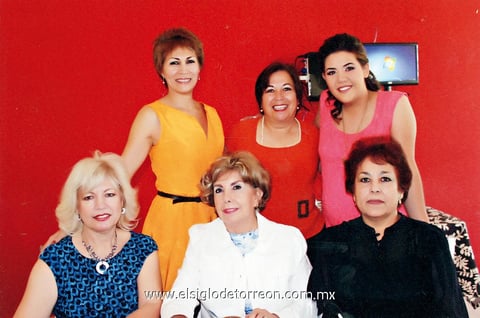 Rocío, Laura, Ana Rosa, Aída, Geny y Elvira.