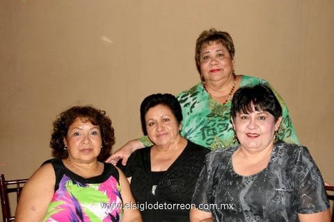 Rosa  Edilia Martínez Chávez, Lala López, Mary Rendón y Eva Solís.