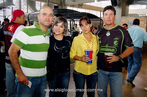 Jorge, Pily, Gaby y Fernando.