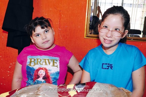 Marina y Valeria.