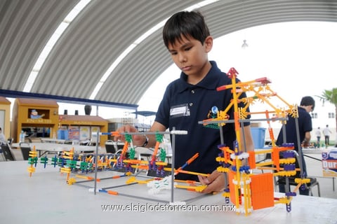 Interesantes  proyectos fueron presentados por los alumnos.