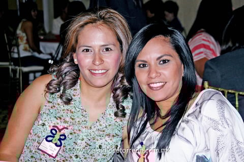 Soretti Zúñiga y Noelia Chacón.