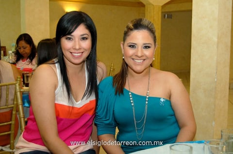 Claudia  e Isis.