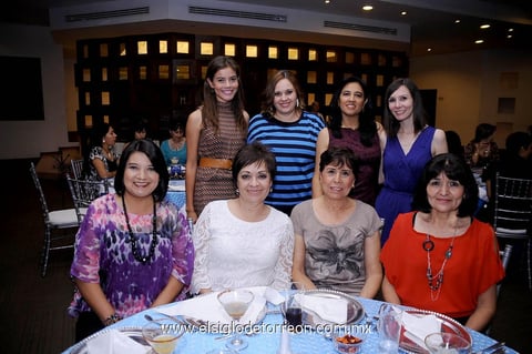 22052013 FESTEJAN LA DOCENCIA.  Stephie, Arlene, Mary, Julia, Magda, Esther, Conchita y Elia.