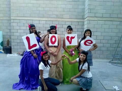 Karla,,  Gaby, Nicole, Wendy, JazmÃ­n y Diana Instituto Gómez Palacio.