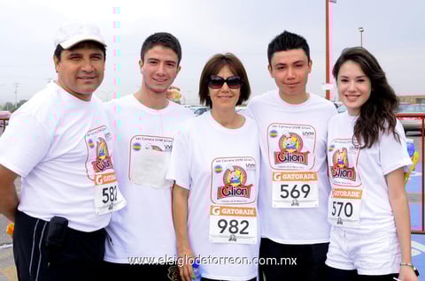 23052013 JOSé  Guadalupe, José Guadalupe, María del Rosario, Christian y Jéssica Vázquez.