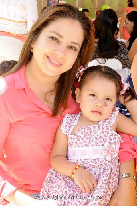 24052013 WENDY  Bravo e Ivanna Chimal.