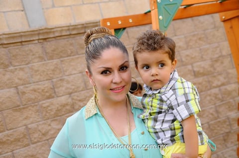 25052013 VERO  y Santiago.