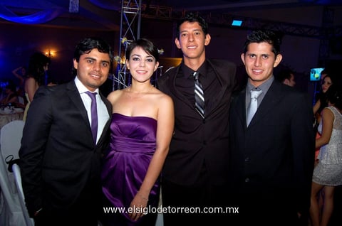 28052013 DASHUI,  Mónica, Hugo y Gerardo.