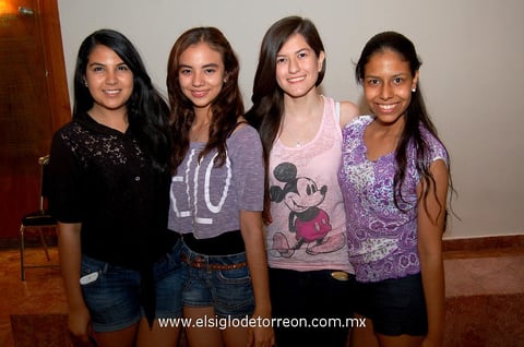 28052013 DIANA,  Luisa, Ana y Lizeth.