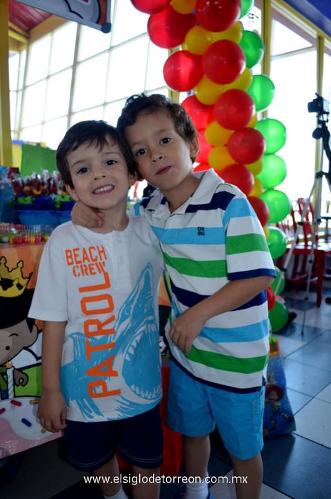 29052013 ANDREA  y Paco.