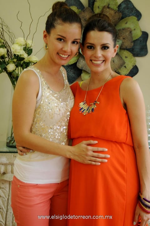 30052013 EN PRENATAL.  Renata y Andrea.