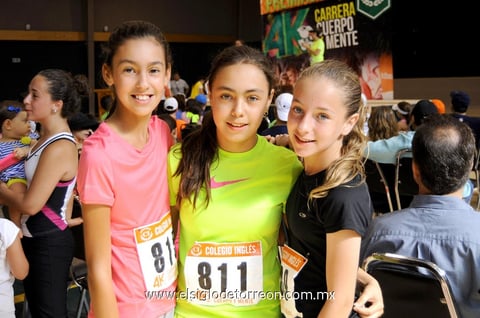 ANDREA,  Renata e Isabel.