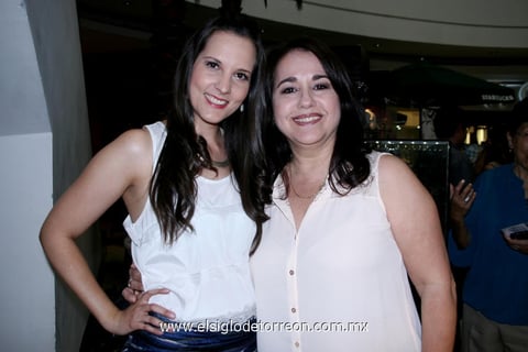 PILAR  Vargas, Laura Ibarra y Lucero Mendoza.