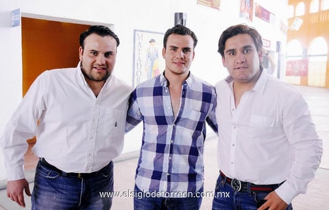 Hassan, Andrés y Memo.