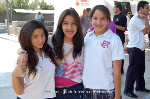 Alejandra  e Itzel.