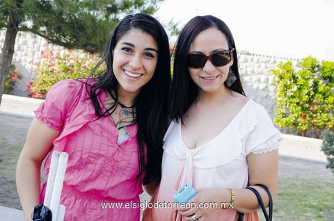 Linda González y Linda Mora.