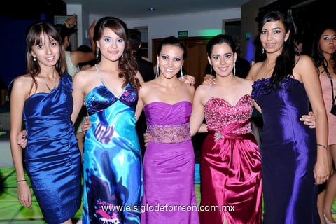 Stephanie Luna,  Aracely Estrada, Claudia Félix, Mercedes Alonso y Paulina Castro.