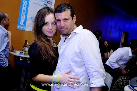 ALEJANDRA  y Cristóbal.