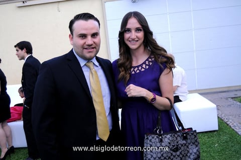 ESTEPHANIE  y Carlos.