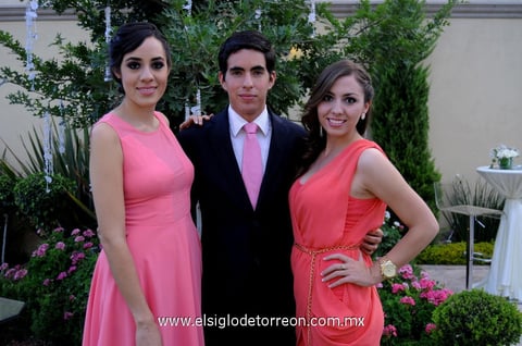 Melissa,  Jesús y María Elena.