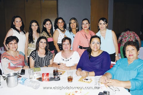 María Eugenia, Patricia, Luly, Marcela, Renata, Margarita, Magali, Mayela, Aurora, Irma, Soraida e Hilda.