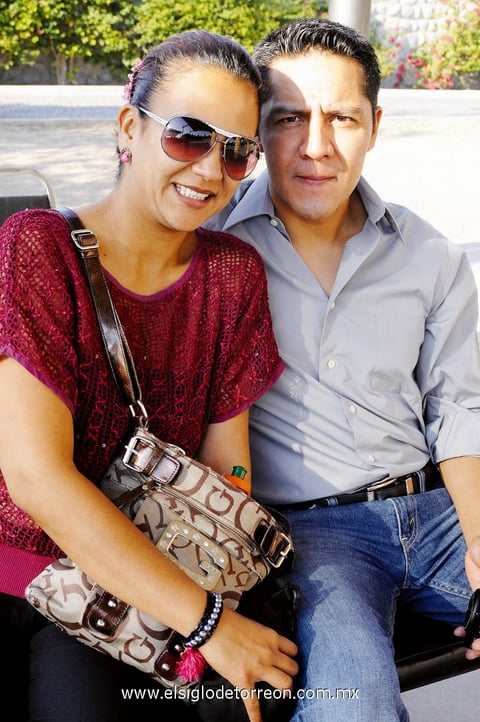 Fabiola Aldama y Daniel Lomas.
